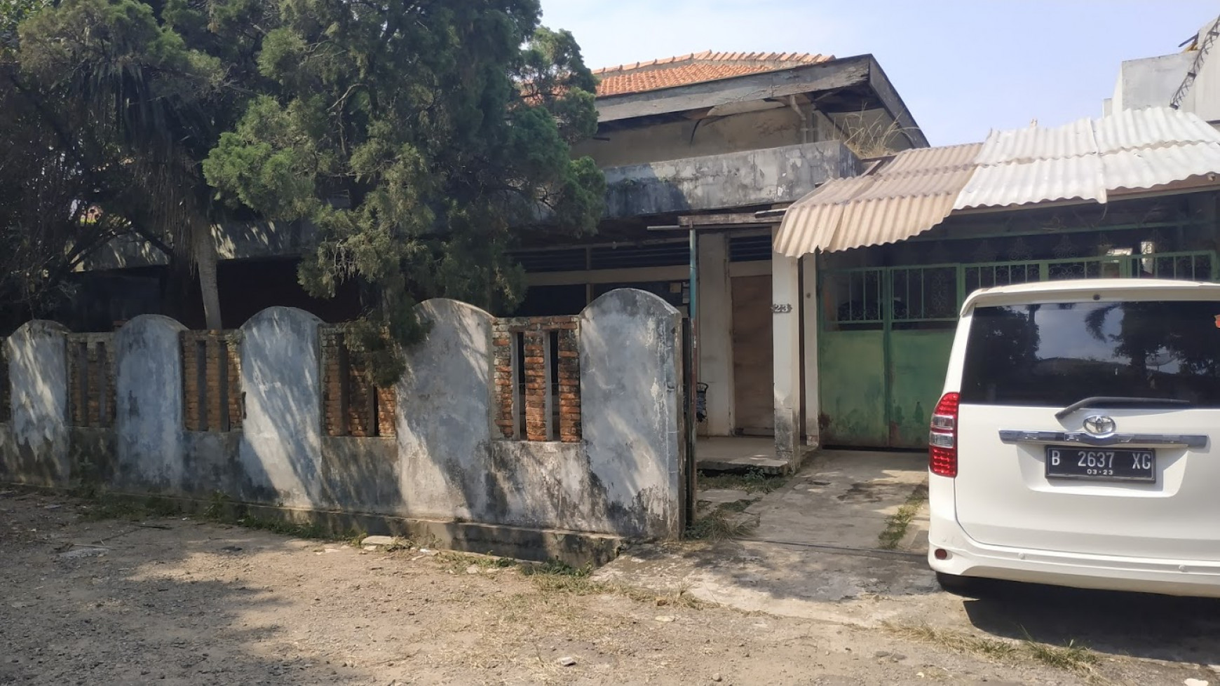 Dijual rumah hitung tanah Saraswati Cipete Jakarta Selatan