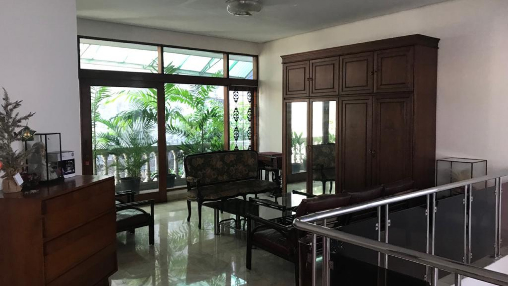 *Wonderful house corona sale located at cozy garden surrounded, quiet environment