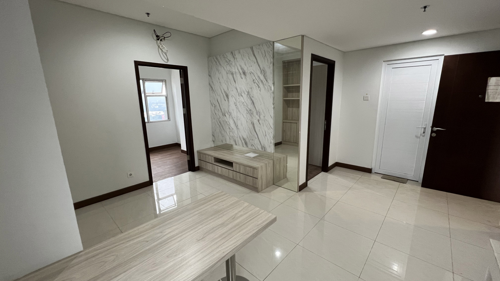 Disewakan Apartemen Spring Wood, Serpong, Type 2 BR, Semifurnished