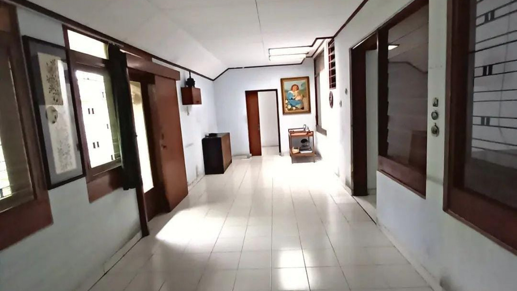 Dijual Rumah hitung tanah area preimum kebayoran baru jalan 2jalur