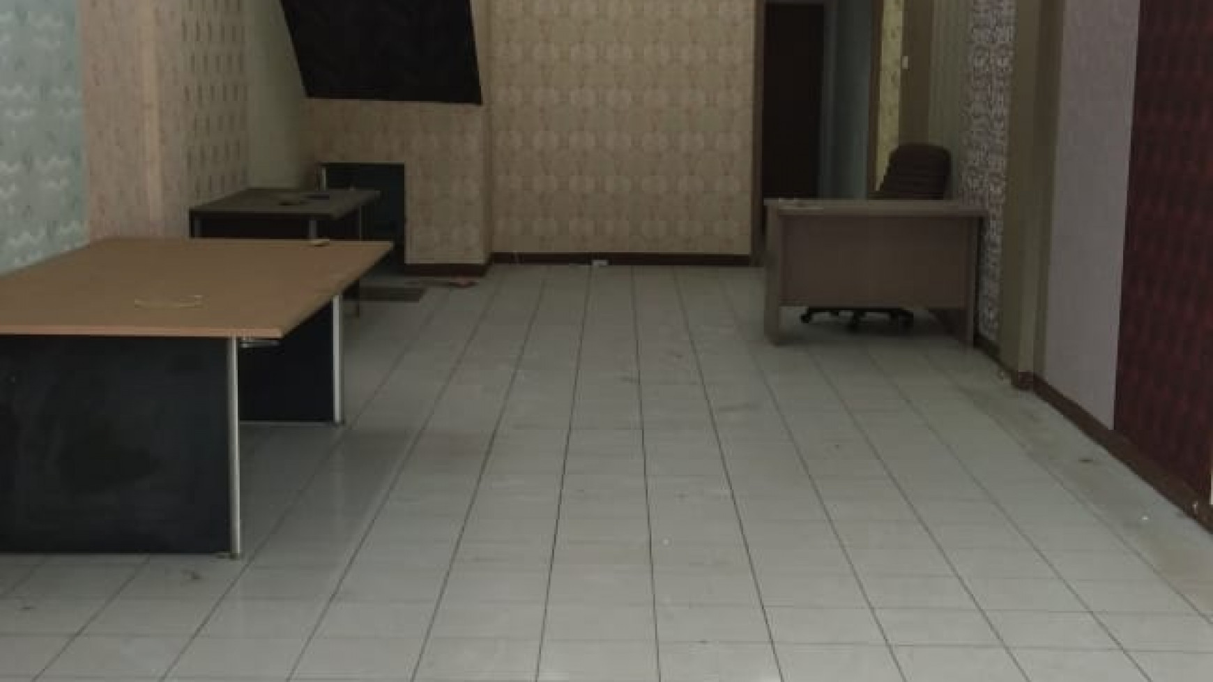 Dijual murah ruko strategis di Jalan raya merdeka cimone jaya karawaci tangerang