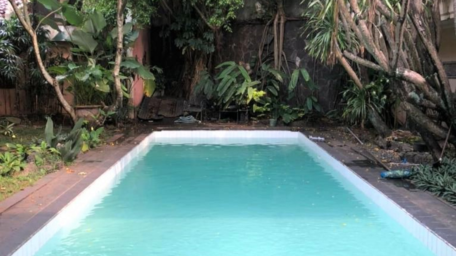 Dijual Rumah ada Pool di River Park, Bintaro Jaya