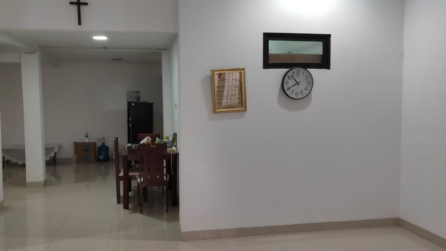 Rumah 1,5 Lantai Murah , Lokasi strategis ,Fully Furnished di Kelapa Gading