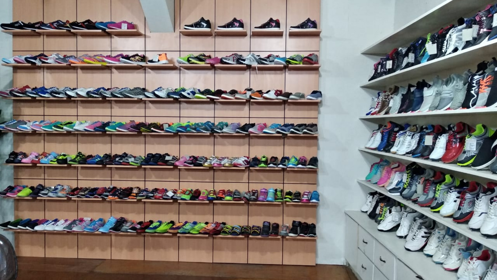 Jual Pabrik Sepatu Raya Dungus Sidoarjo