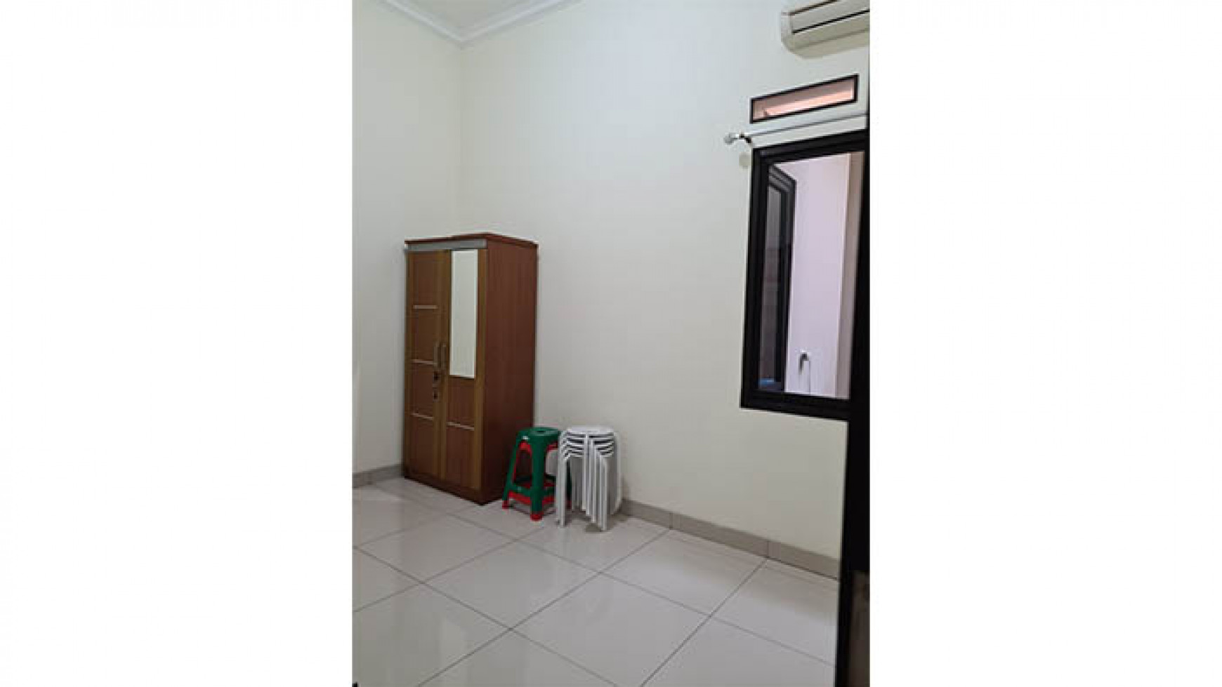 Rumah Pondok Gading Utama, Kelapa Gading Luas 8x18m2