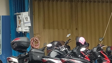 Ruko 3 lantai di Jalan Raya Sutorejo, Surabaya