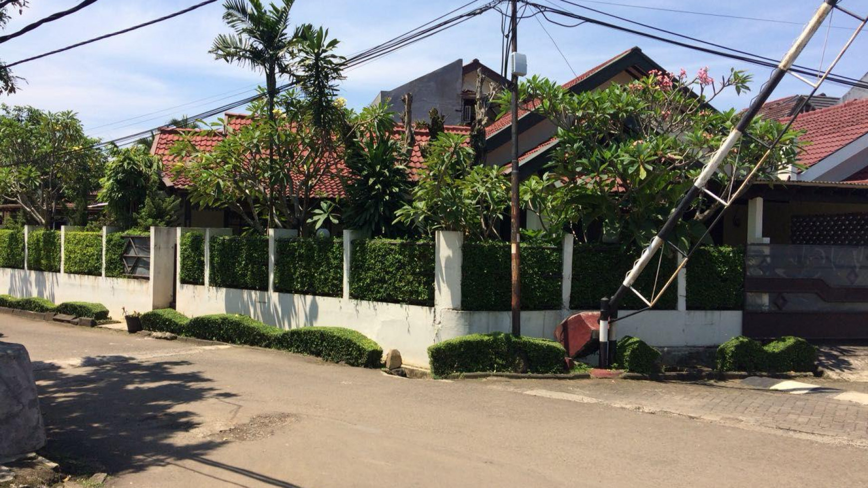 Rumah siap huni lingkungan nyaman dan aman