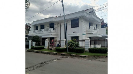 Rumah Kelapa Lilin Raya, Kelapa Gading Luas 290m2