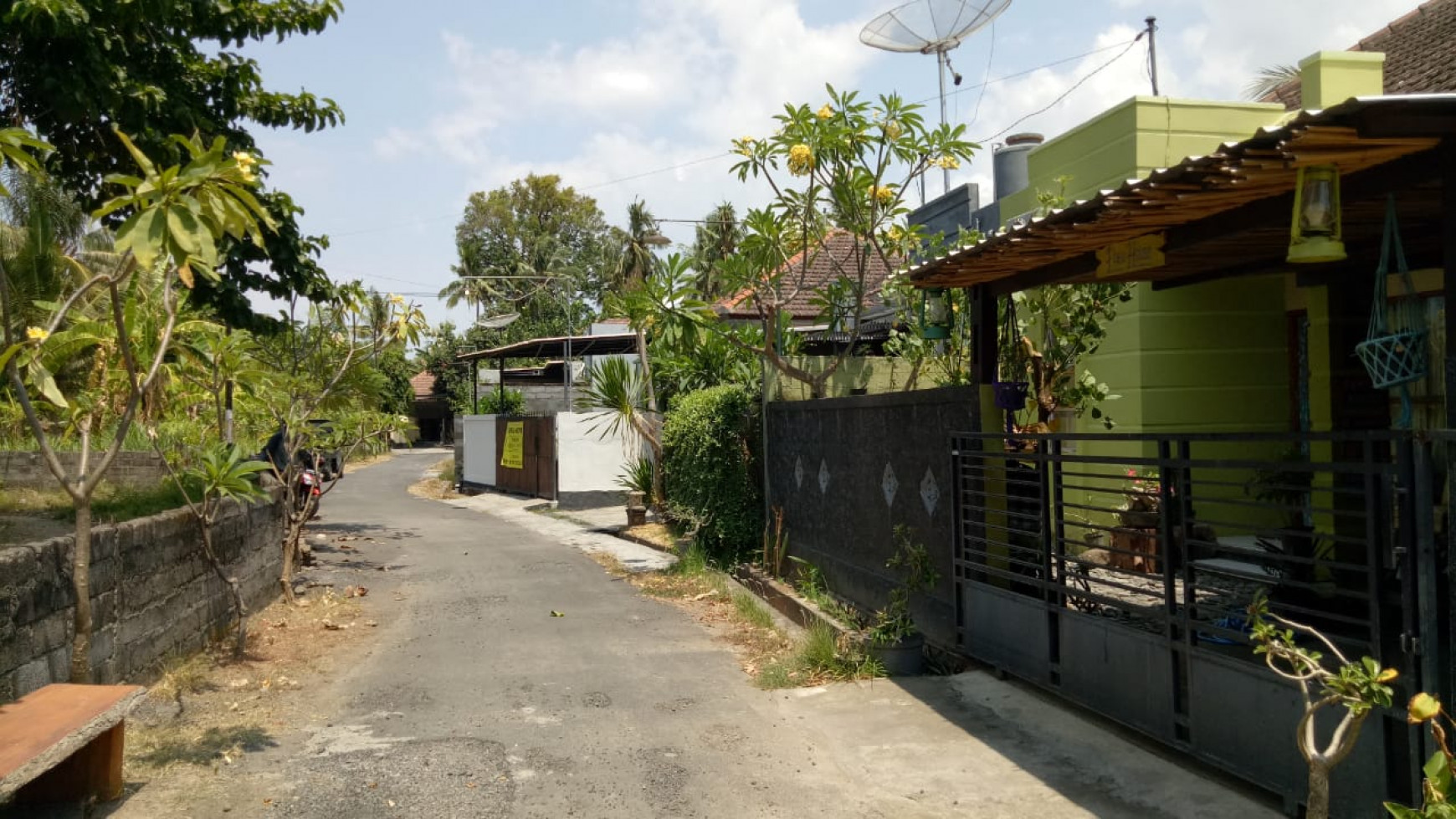 House for sale near central Lovina