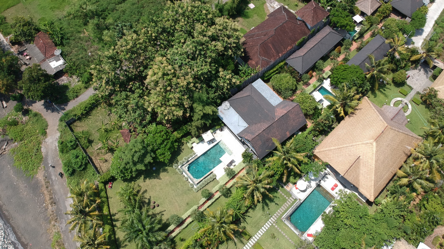 Beach front villa for sale