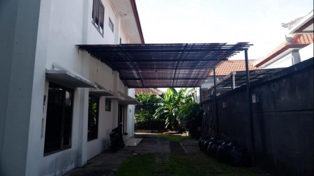 A MODERN STYLED HOUSE IN THE MIDDLE OF CENTRAL DENPASAR FOR SALE