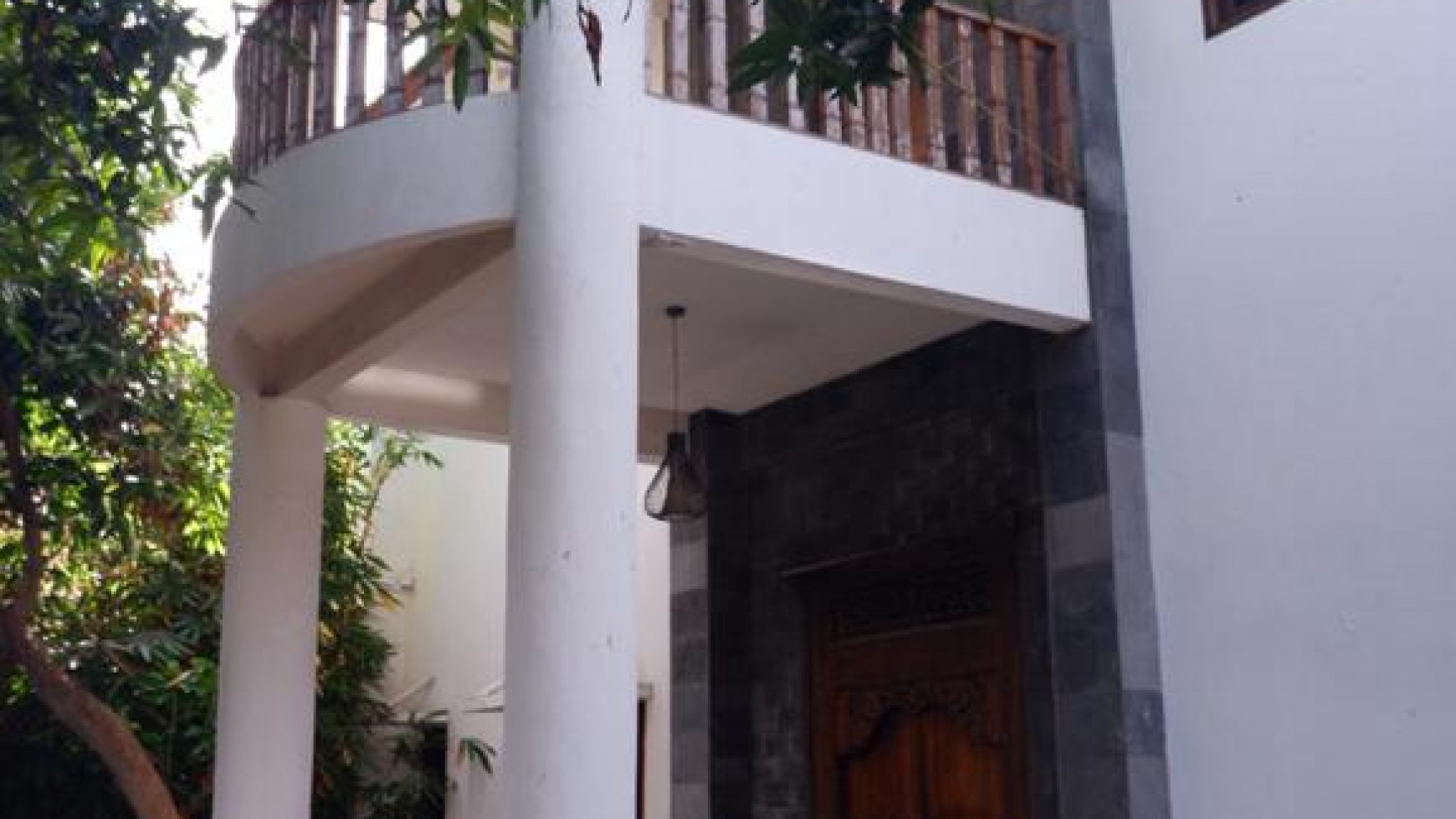 A MODERN STYLED HOUSE IN THE MIDDLE OF CENTRAL DENPASAR FOR SALE