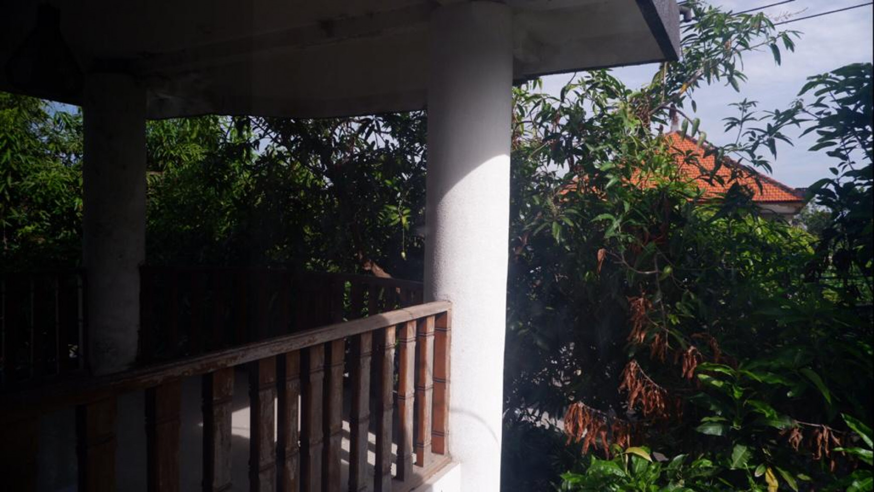 A MODERN STYLED HOUSE IN THE MIDDLE OF CENTRAL DENPASAR FOR SALE