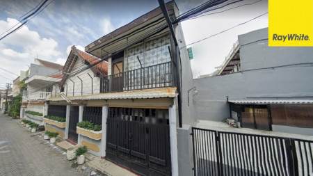 Rumah 2.5 lantai di Karang Asem, Surabaya