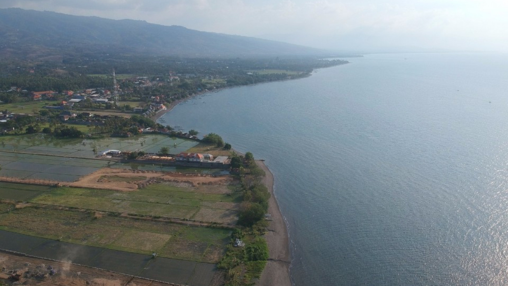 1.7 hectare with 120 Meter wide beach front in prime location for sale in Lovina