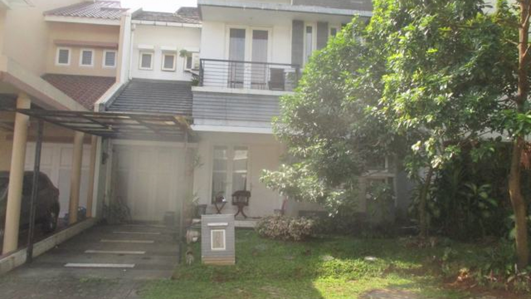 rumah strategis the green dekat toll jorr bsd city, tengah kota, banyak