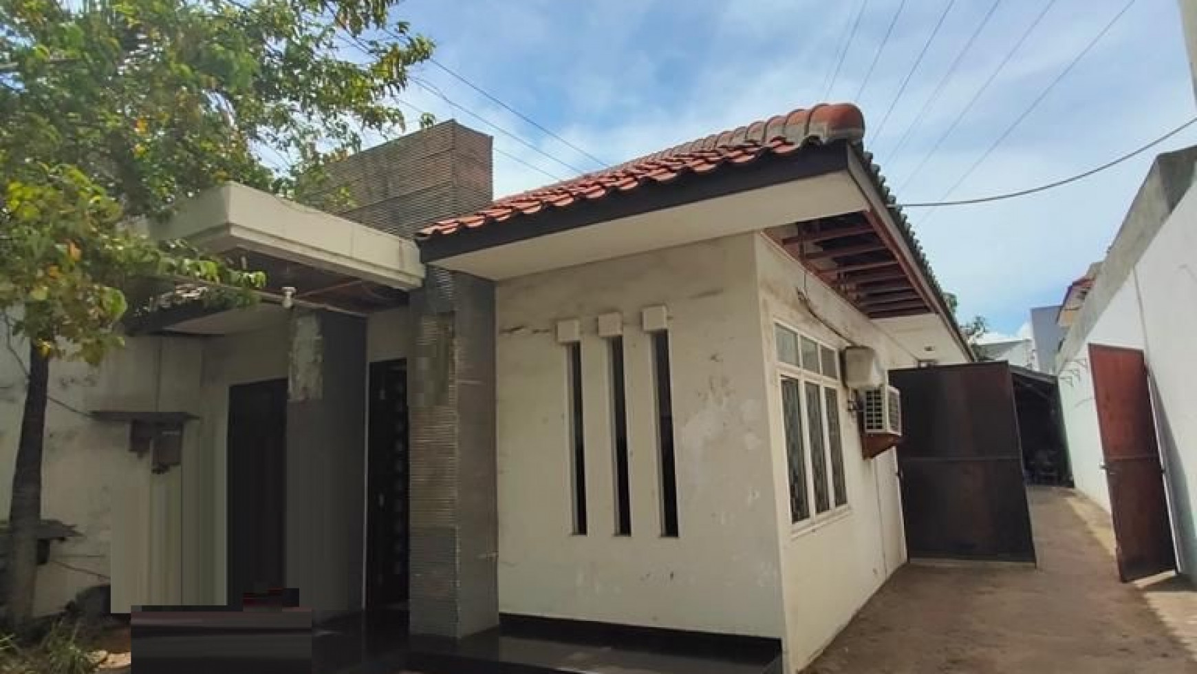 Rumah di Jalan Raya Kenjeran, Surabaya