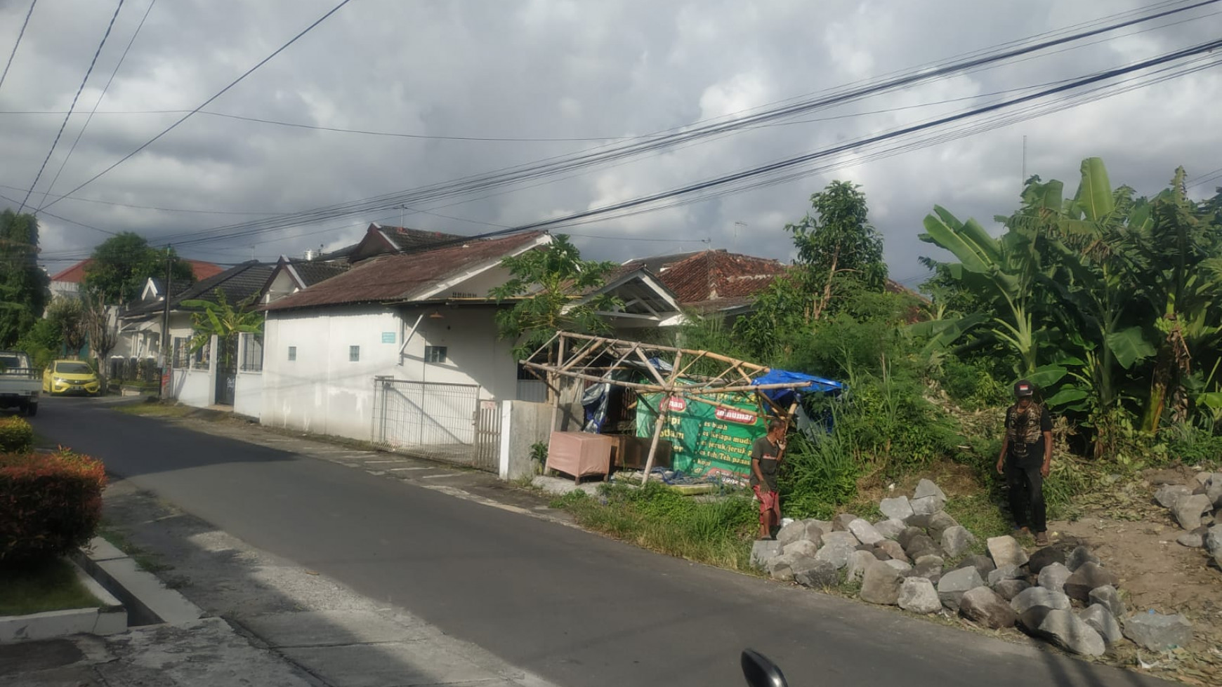 Tanah Pekarangan 1005 Meter Persegi Lokasi Premium Jl Jambon 3