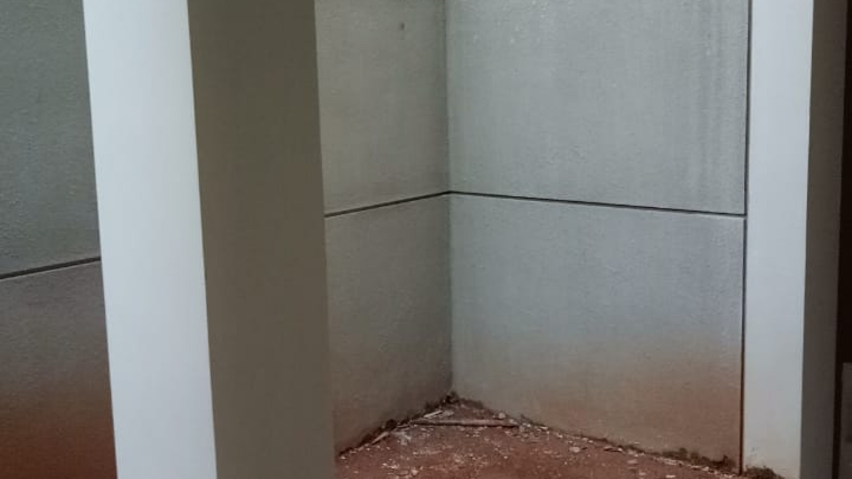 Rumah Brand New Dalam Cluster Dekat Pusat Bisnis Di Area Graha Raya Bintaro Jaya