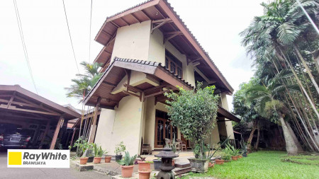 DIJUAL RUMAH DI JALAN PINANG, CILANDAK, DEKAT AKSES TOL DESARI, AKSES MOBIL 2 ARAH