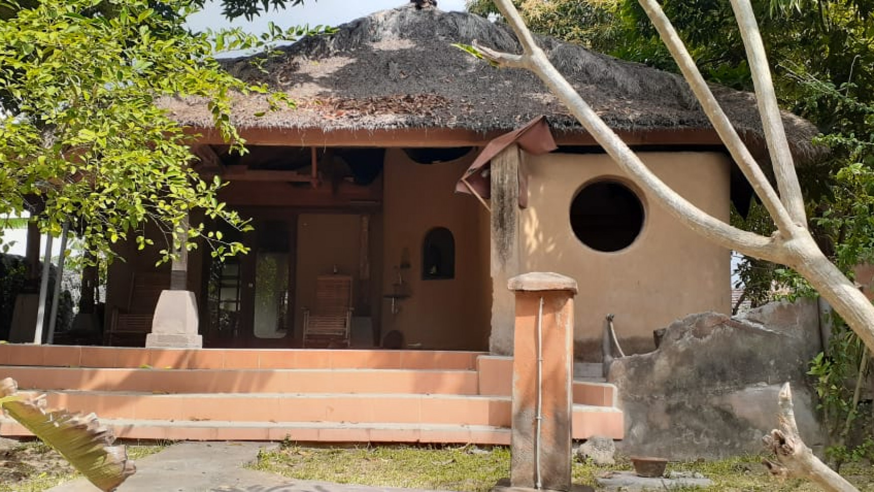 SINGARAJA BEACHFRONT VILLA