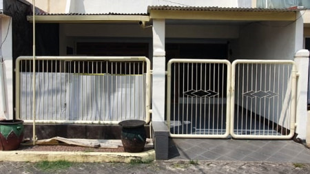 Rumah di Simpang Darmo Permai Selatan, Surabaya