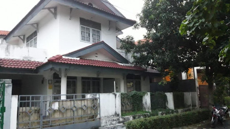 Rumah Hitung Harga Tanah, Lokasi Bagus  di Bintaro 9