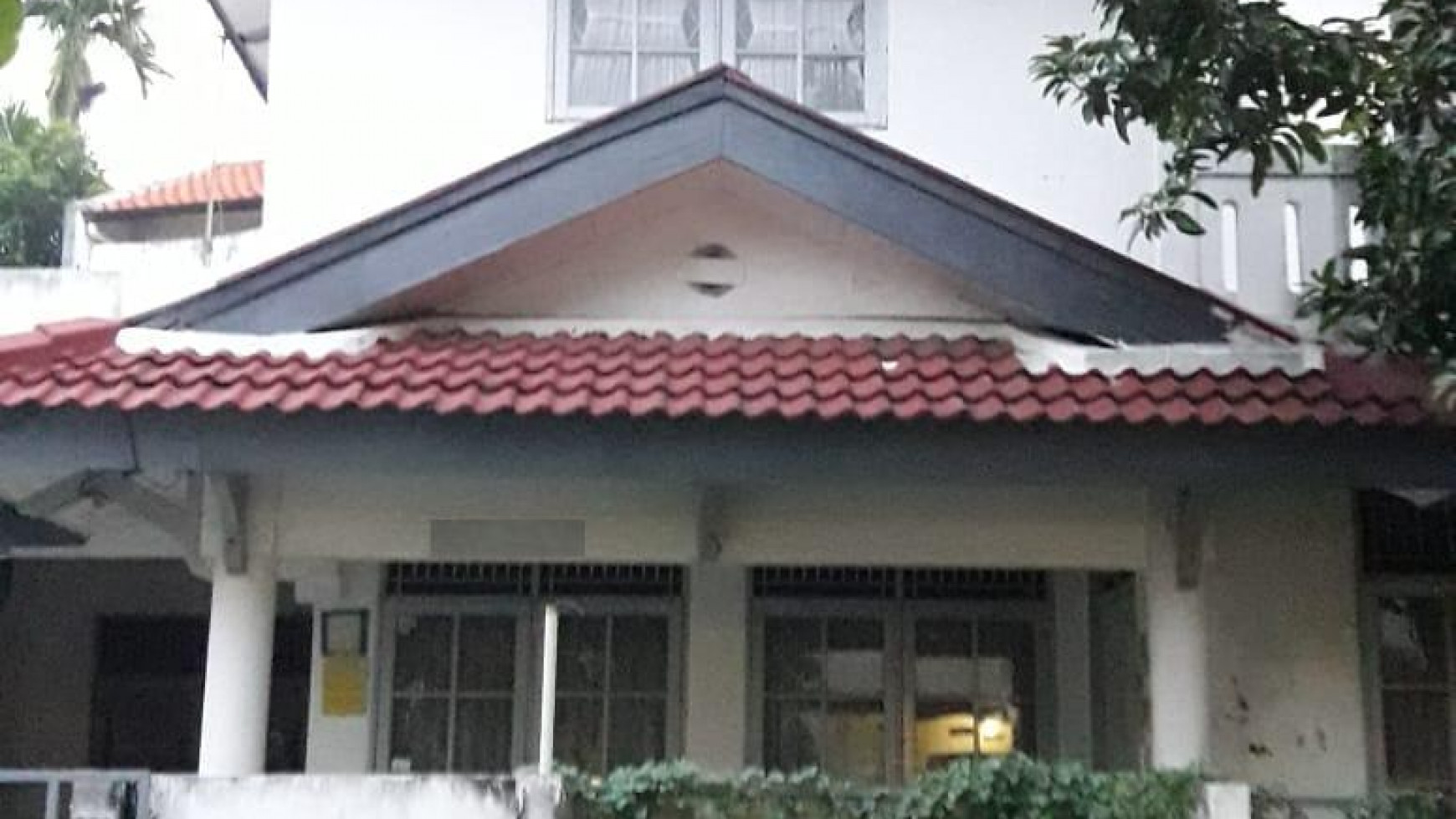 Rumah Hitung Harga Tanah, Lokasi Bagus  di Bintaro 9