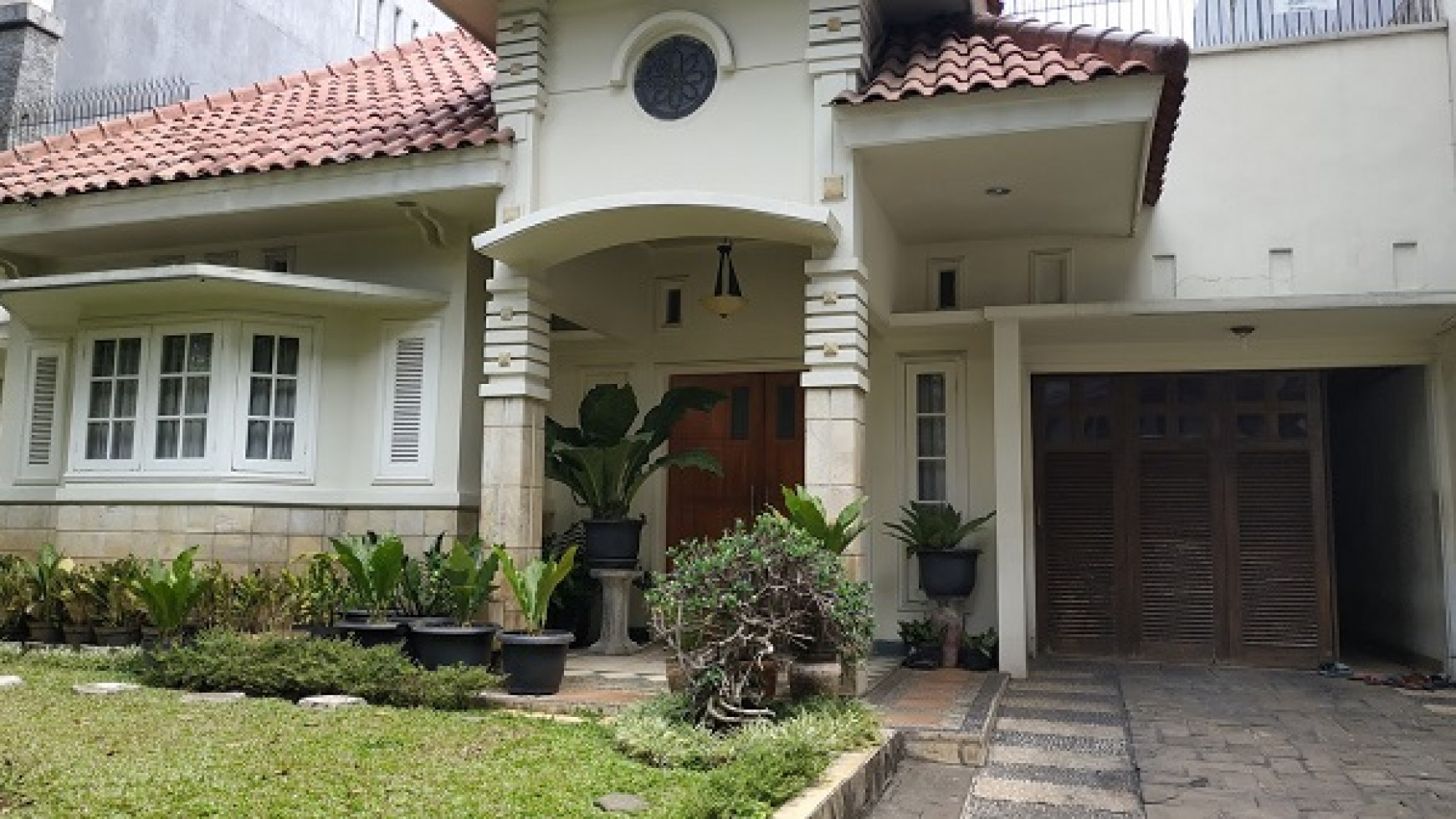 RUMAH TENANG ASRI DAN NYAMAN AREA DUTA INDAH PONDOK INDAH 