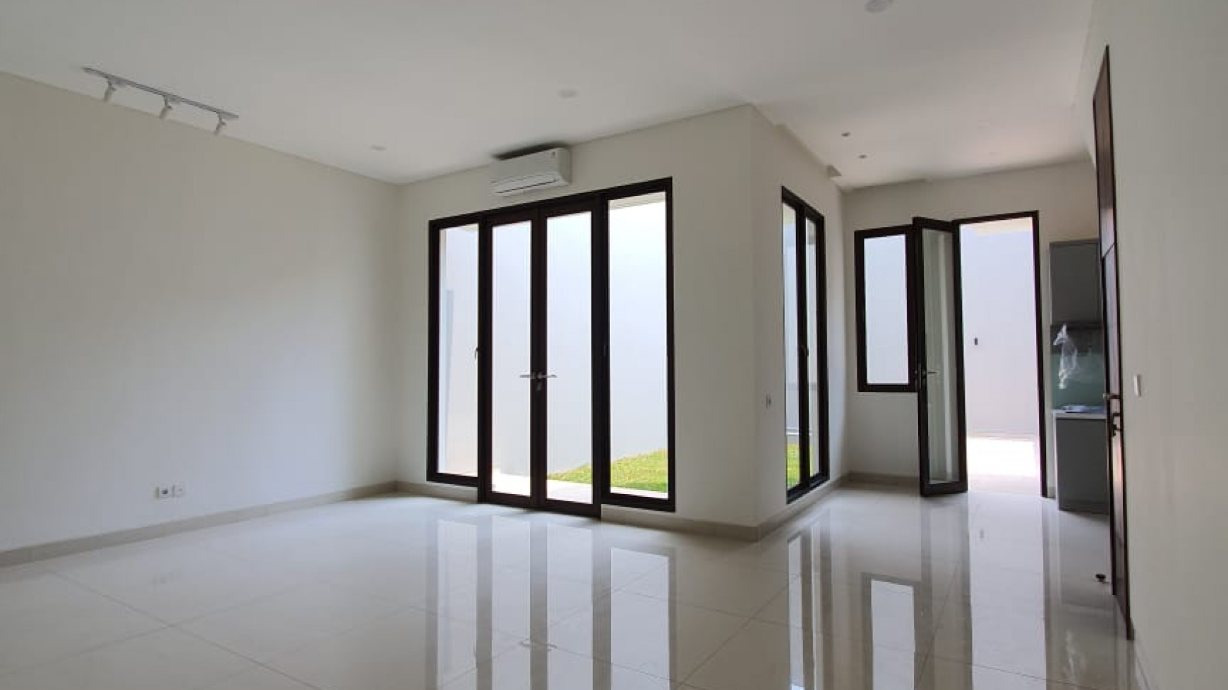 For Sale Brand New House at Permata Hijau , Jaksel