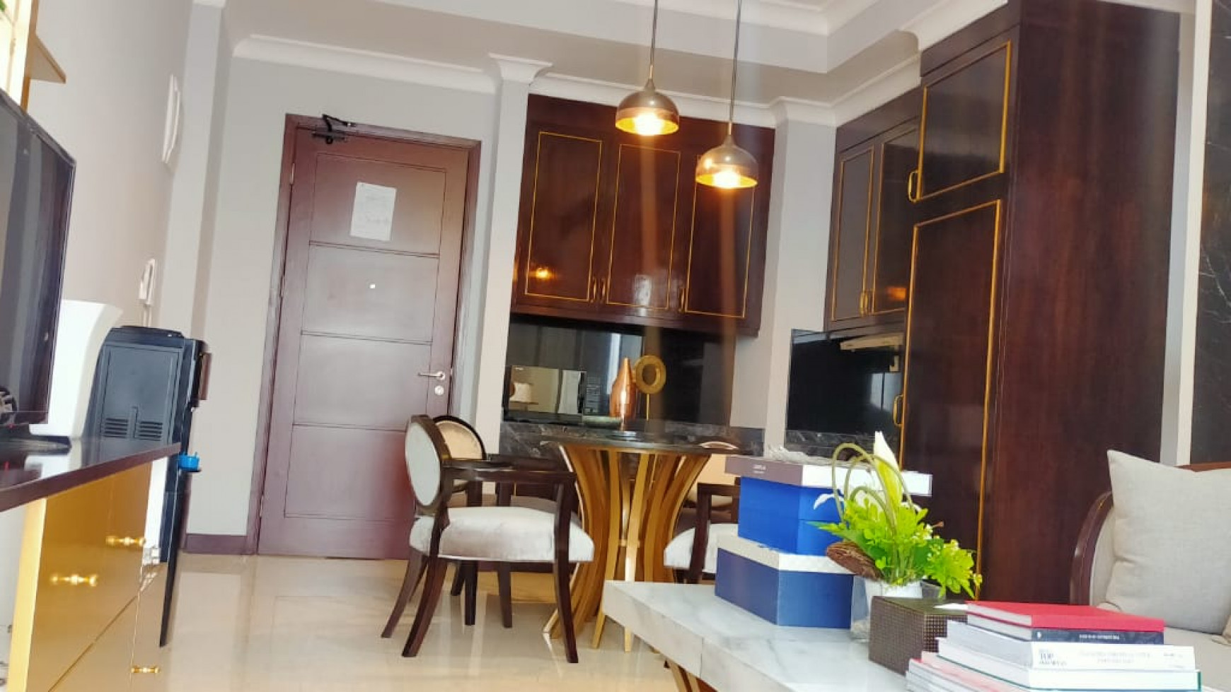 Jual cepat  Penthouse 3BR at Permata Hijau Suite fully furnished