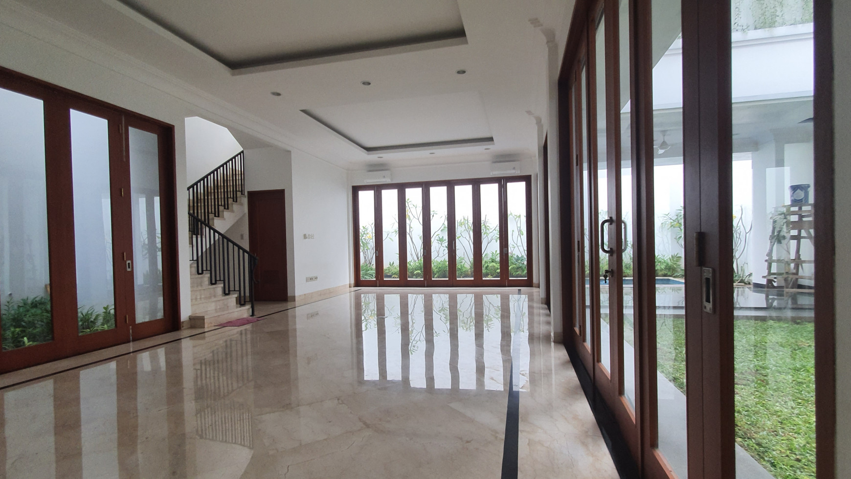 RUMAH BRAND NEW DESIGN MODERN GAYA VILLA JALAN LEBAR-PONDOK INDAH 