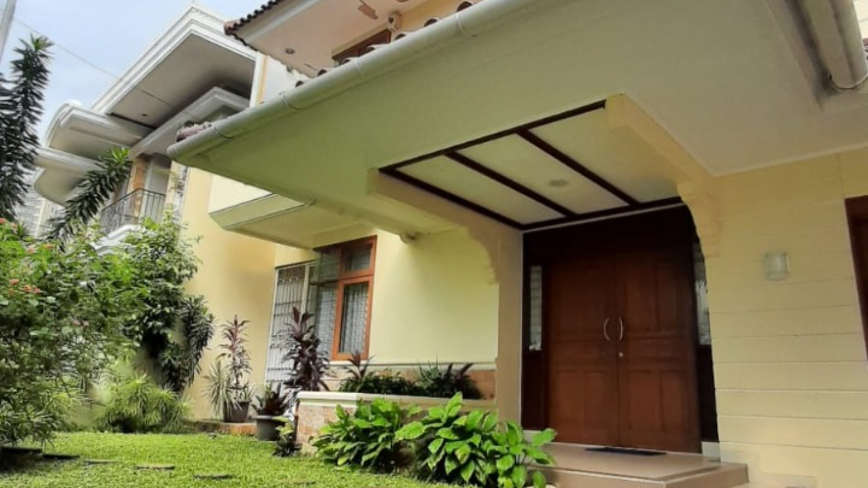 RUMAH IAP HUNI -JALAN LAPANG- ASRI -PONDOK INDAH 