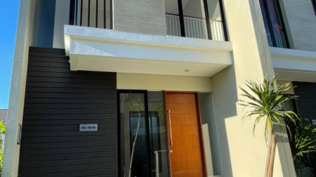 Dijual Rumah North West Lake Citraland