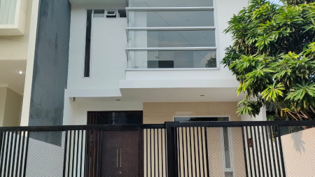 Bagus Rumah Baru 6x17 Minimalis Kelapa Gading Hub:0817 0120 620