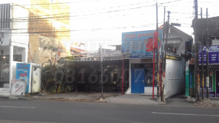 Dijual Rumah & Tempat Usaha di Mainroad Surapati