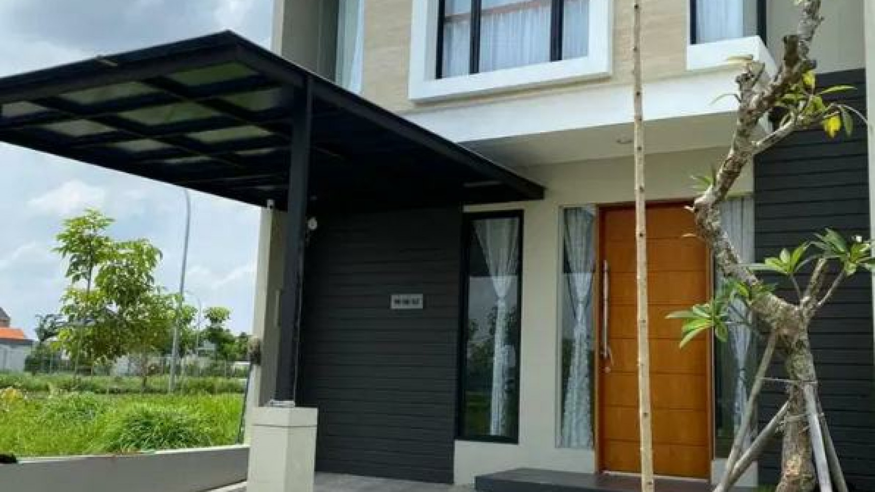 Dijual Rumah North West Hill Citraland - 2 K.Tidur - SEMI Furnished - SHM - Bisa KPR Bank