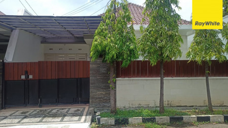 Rumah di Manyar Kartika, Surabaya