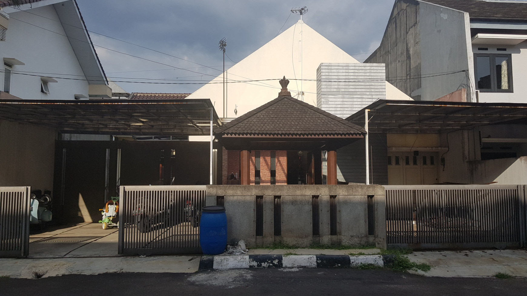 Rumah 2 Kavling di Puri Tirta Kencana Ahmad Yani