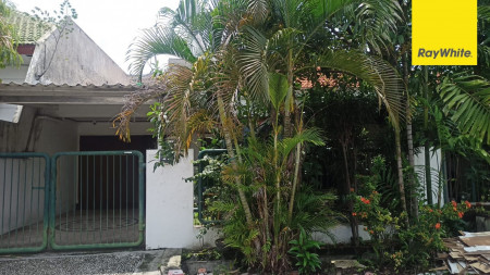 Rumah di Ngagel Jaya Tengah, Surabaya