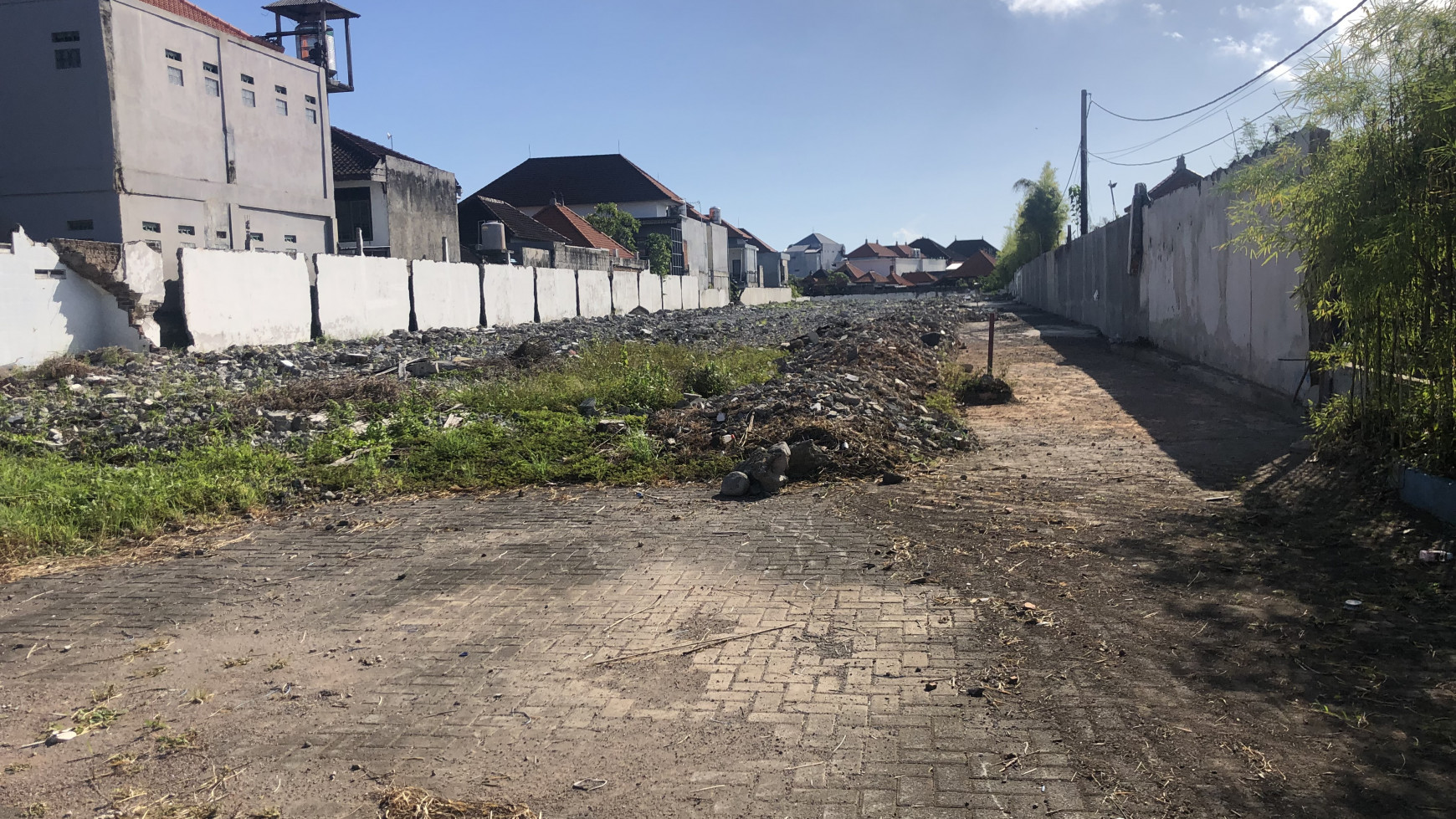 Leasehold land  4 plots on main road Kerobokan 