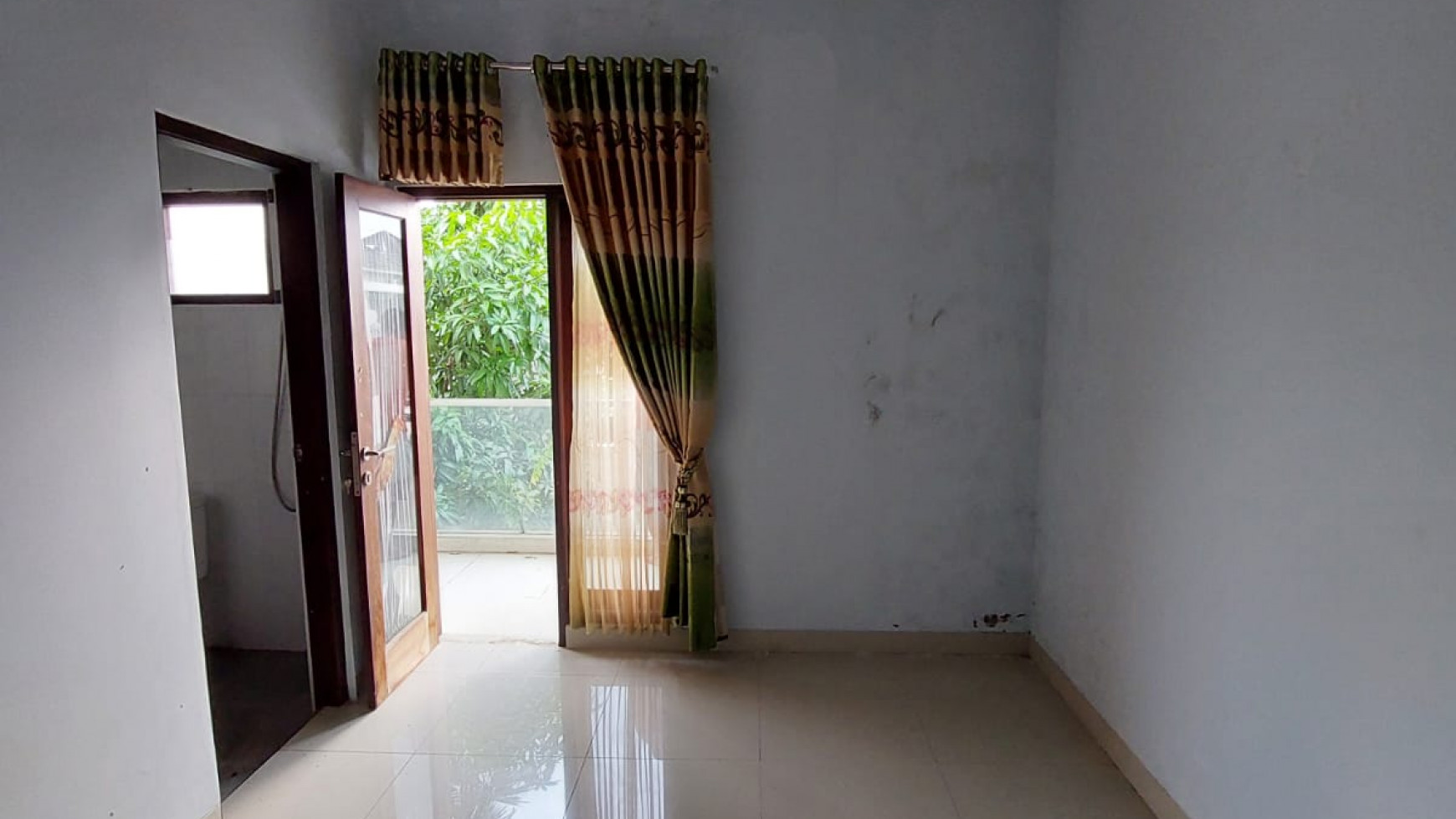 Rumah Modern Minimalis Dalam Perum Pondok Permai Kadipiro