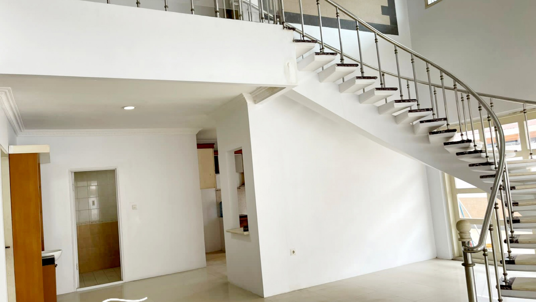 Dijual Rumah Hoek 2 Lt. di Sunter Hijau / Jaya, Tanjung Priok, Jakarta Utara