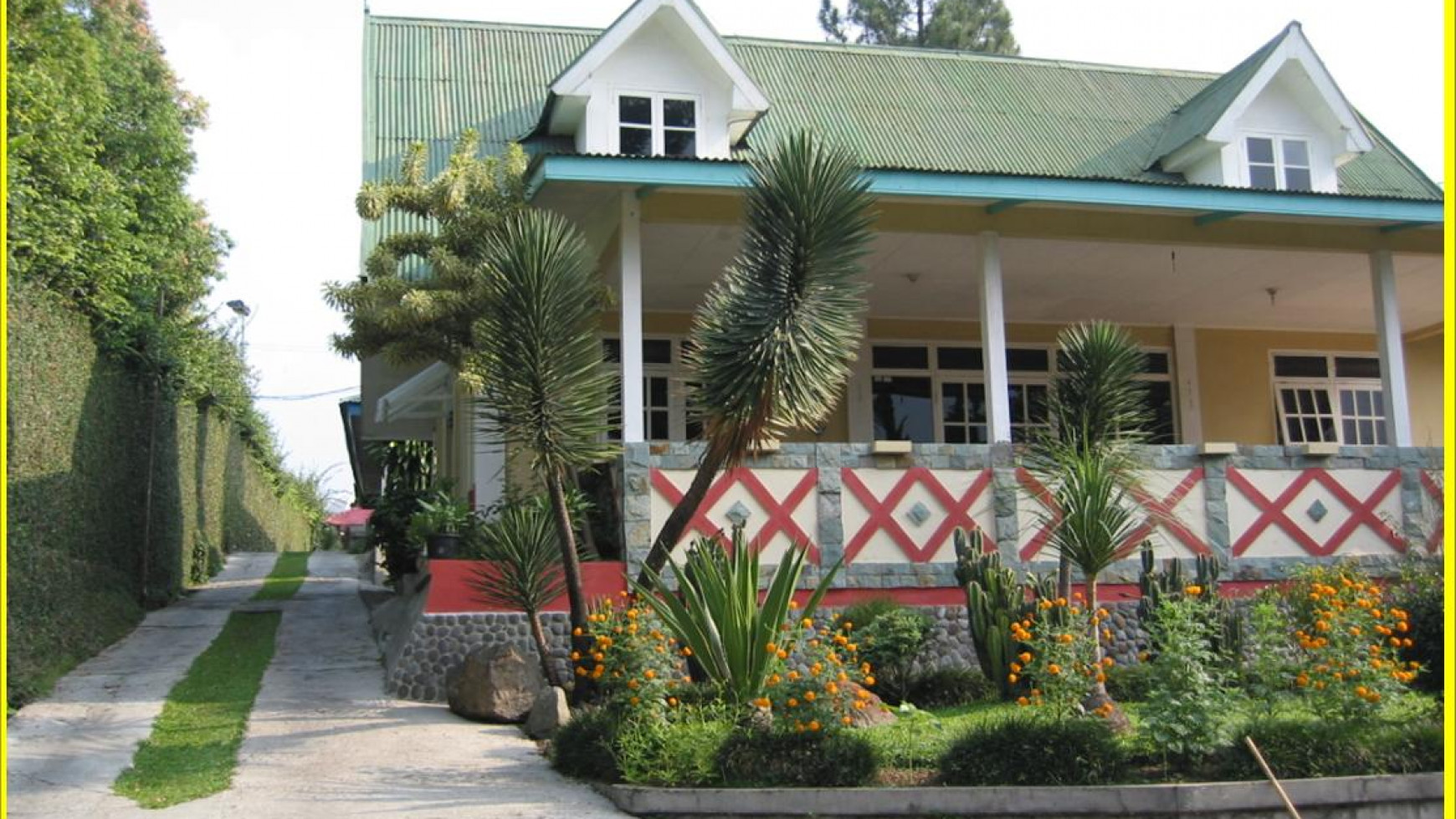 Villa Eksostik dengan pemandangan cantik di Pacet Puncak Jawa Barat