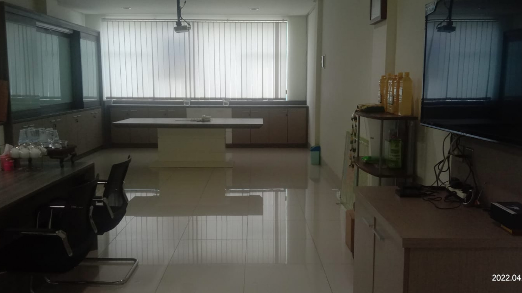 Ruko Gading Bukit Indah full Furnish Bagus , 