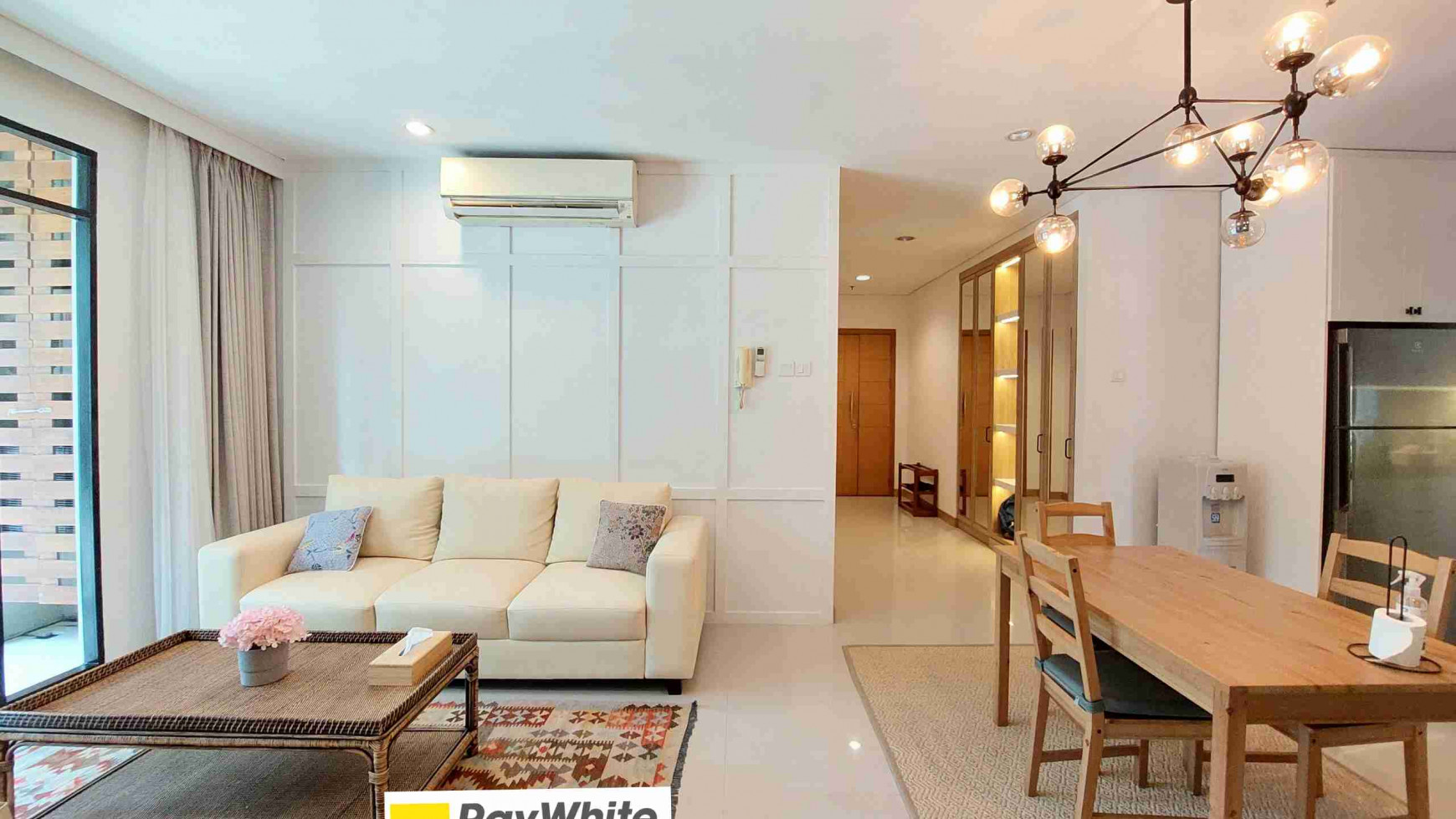 DIJUAL CEPAT UNIT DI APARTMENT DI HAMPSTON PARK, TOWER B, JAKSEL, DEKAT SEKOLAH JIS, POOL VIEW, FURNISHED