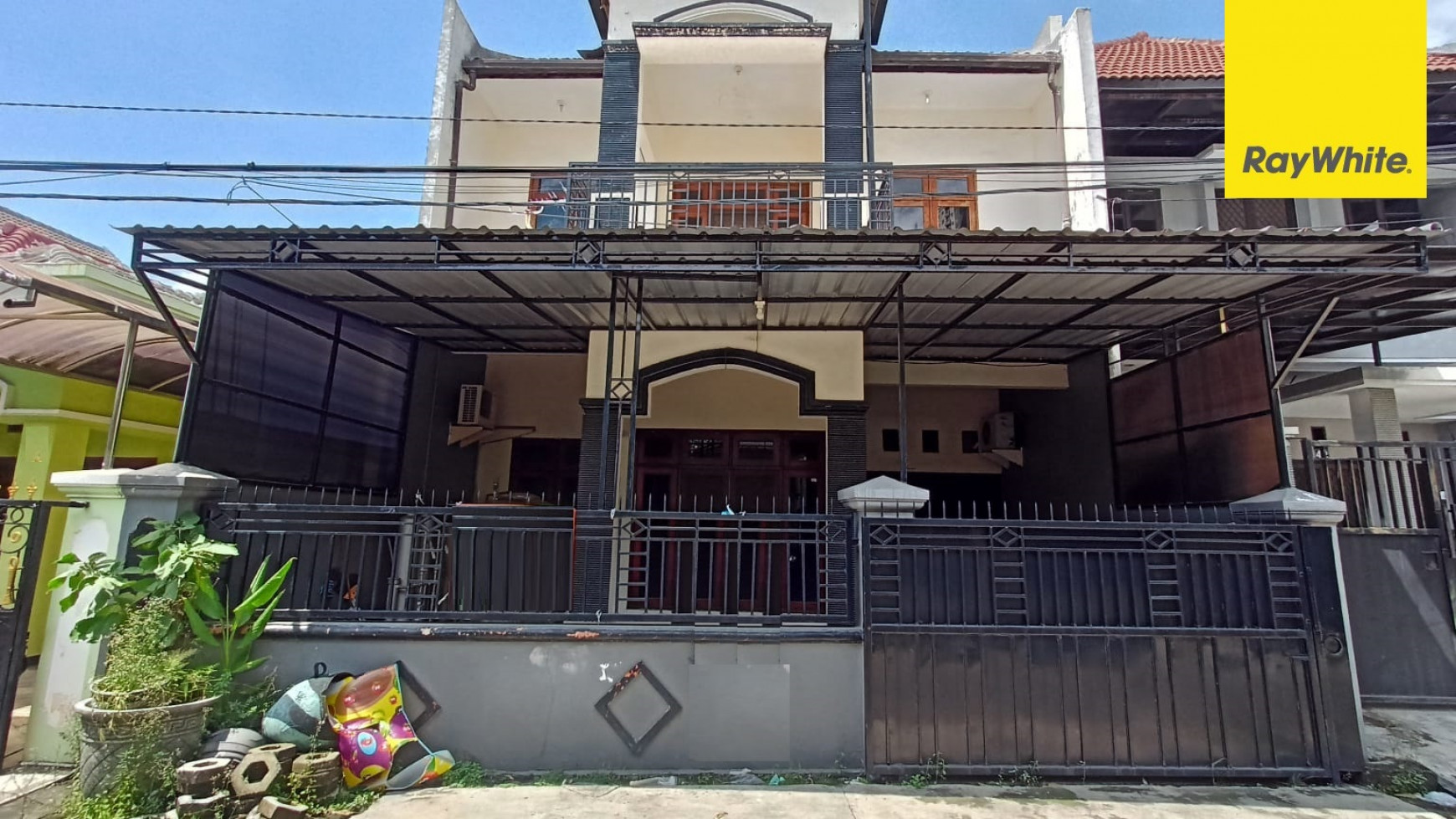 Rumah 2 Lantai di Jl Kalijudan Taruna, Surabaya