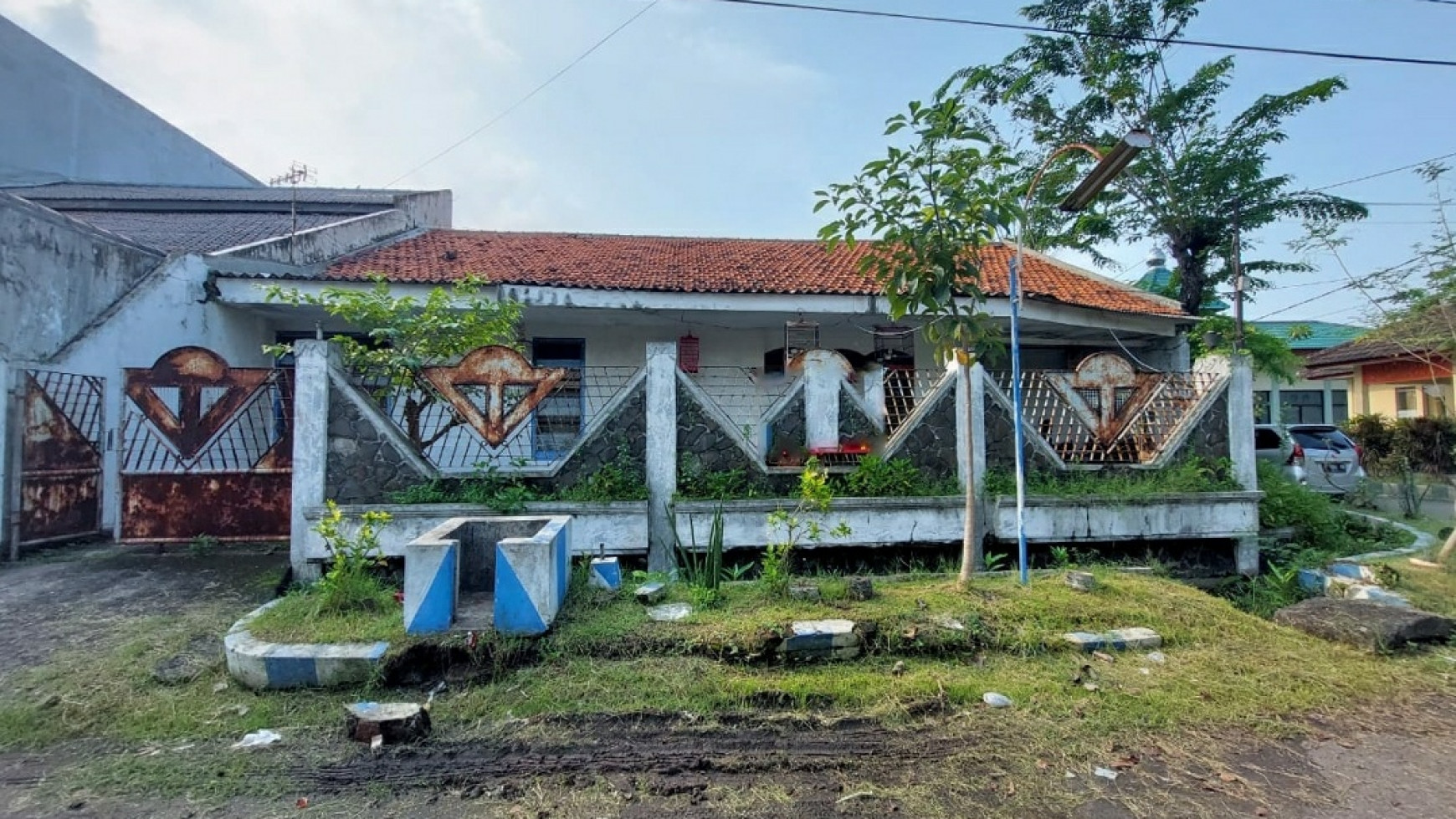 MURAH LUAS Rumah Medokan Asri Tengah - Surabaya Timur - SHM