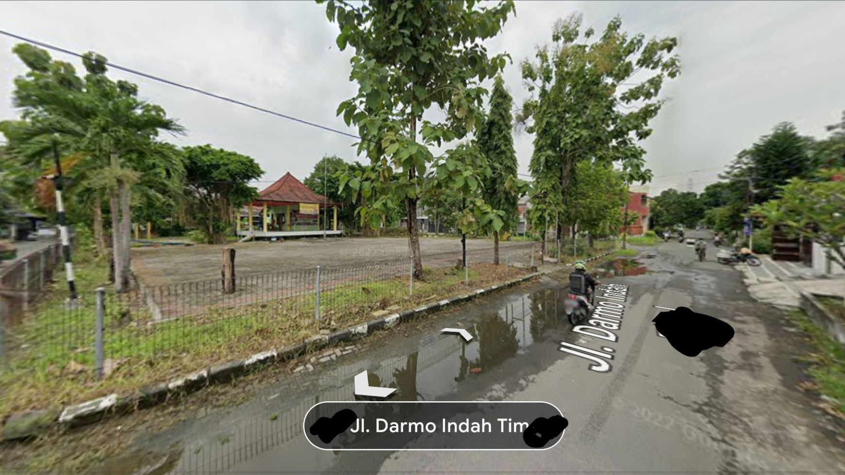 Dijual Rumah Darmo Indah Timur Surabaya - Lokasi Strategis Depan Lapangan - Parkiran LUAS