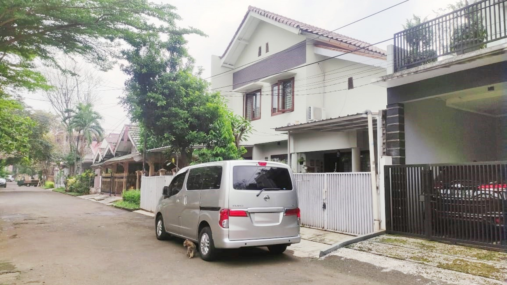 Rumah cantik, bagus dan nyaman siap huni di Bintaro